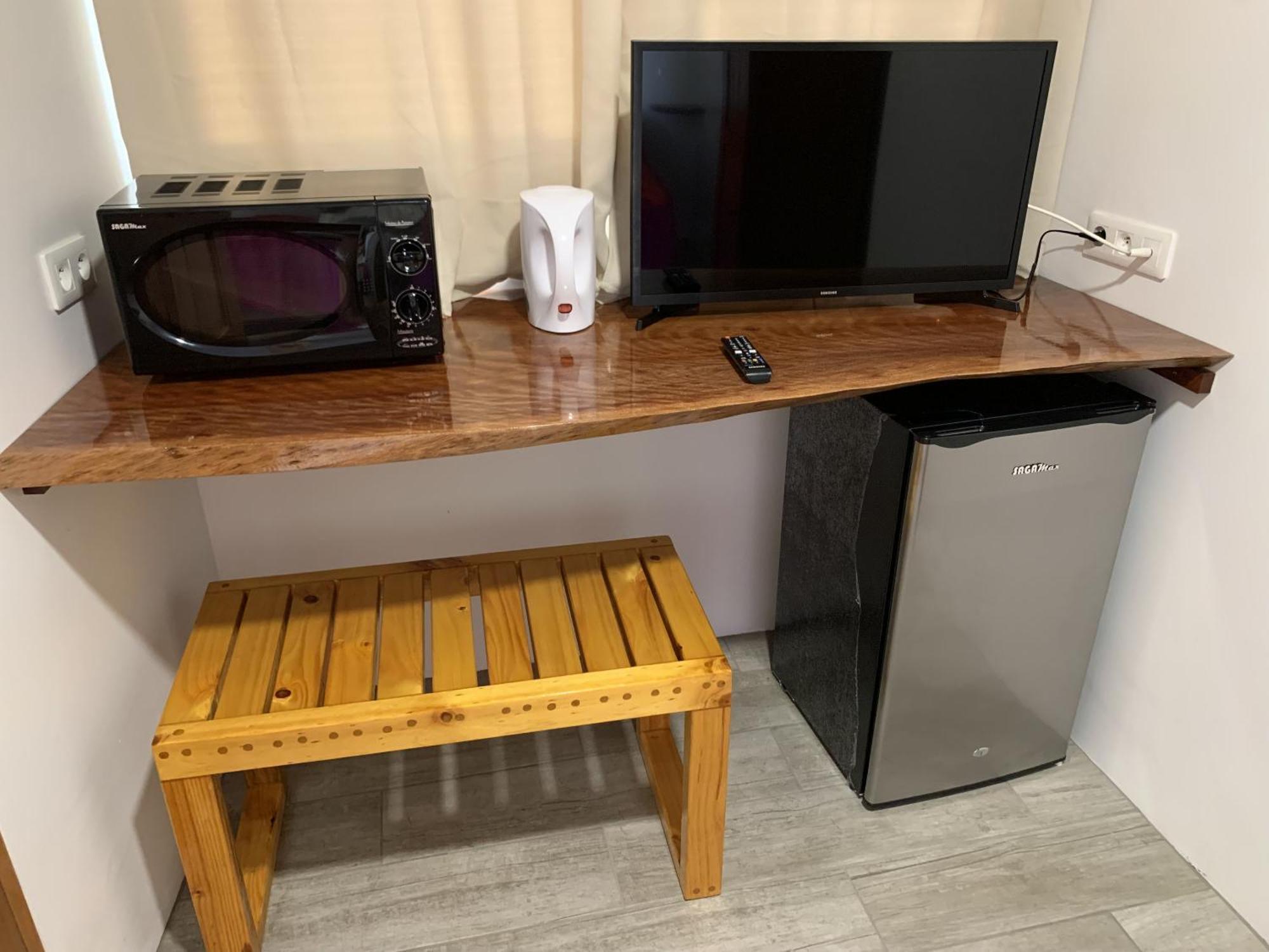 Pare Lodge Tahiti Pirae Room photo