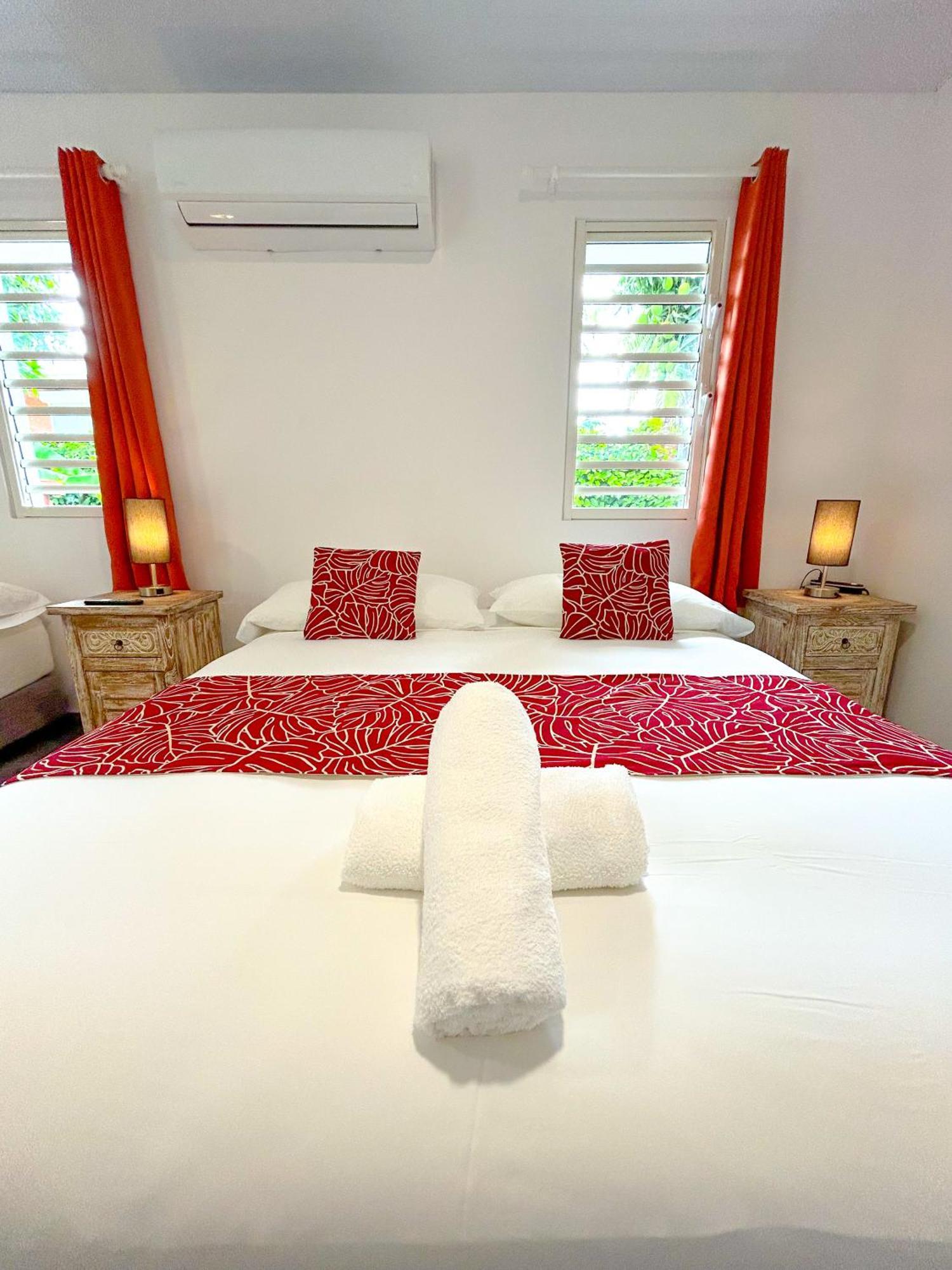 Pare Lodge Tahiti Pirae Room photo