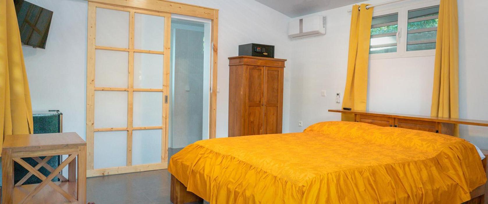 Pare Lodge Tahiti Pirae Room photo