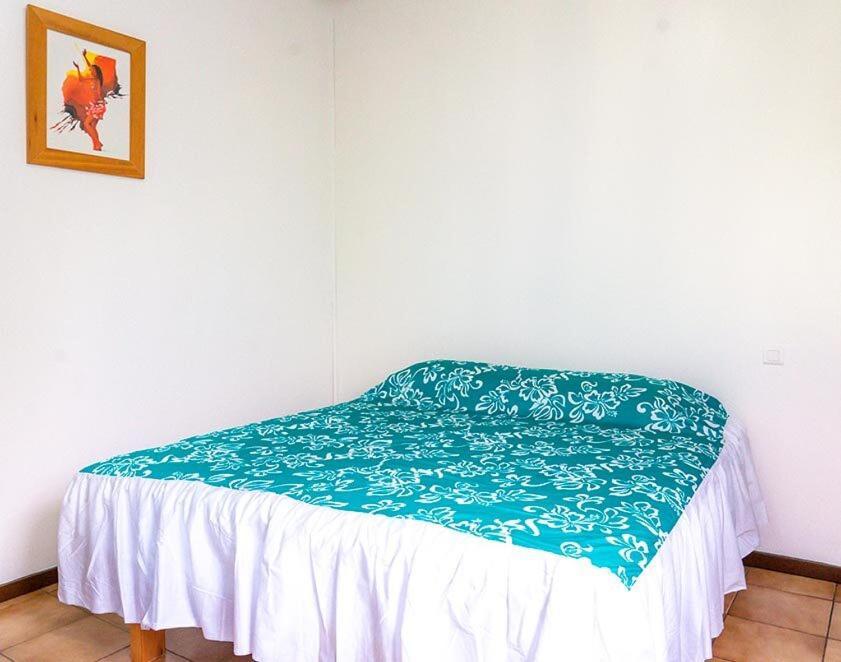 Pare Lodge Tahiti Pirae Room photo