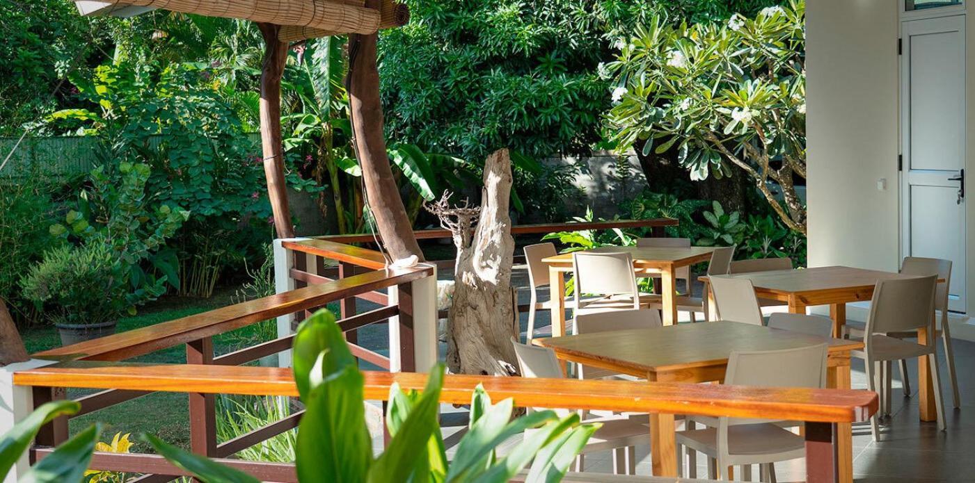 Pare Lodge Tahiti Pirae Exterior photo